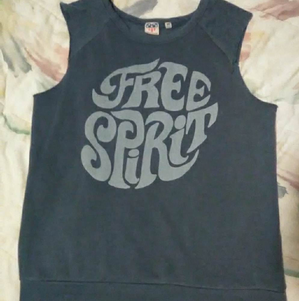 Free Spirit Sleeveless Sweater Shirt Medium